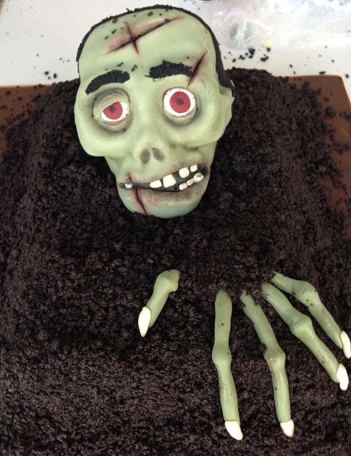Halloween zombie cake