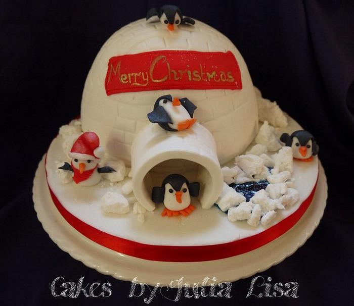 Igloo Christmas Cake with penguins