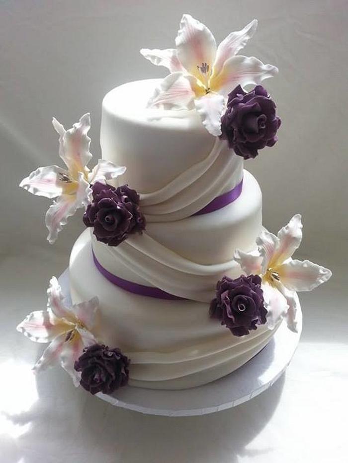 Lily & Rose Wedding Cake