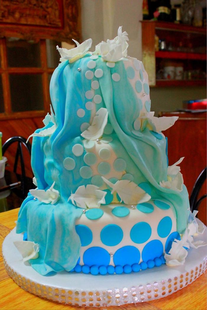Heaven inspired cake
