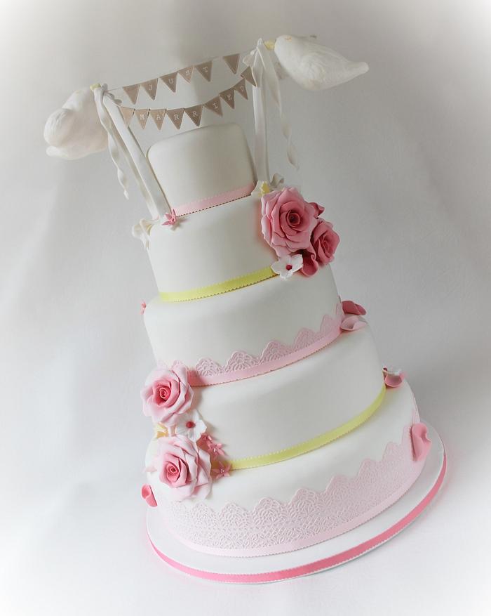 Love Bird Wedding Cake 