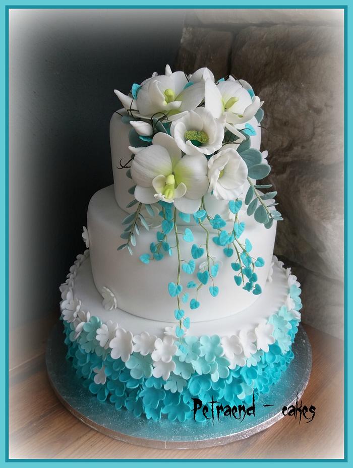 Wedding turquoise cake