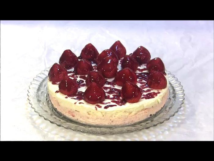 Strawberry and  White Chocolate No Bake  Cheesecake
