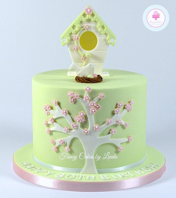 Bird Box Birthday Cake