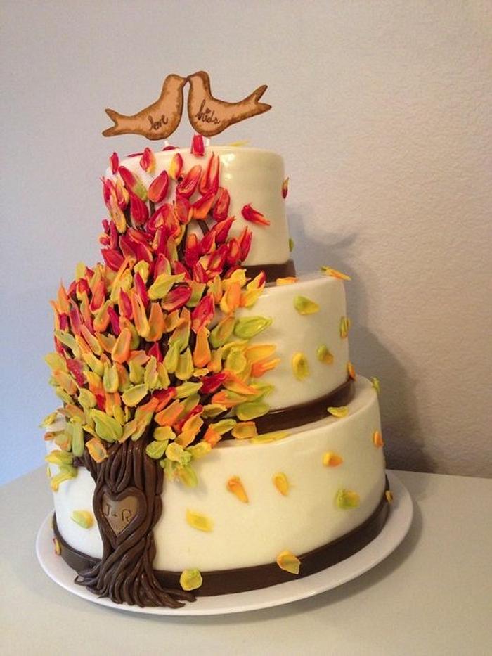 Fall time wedding cake