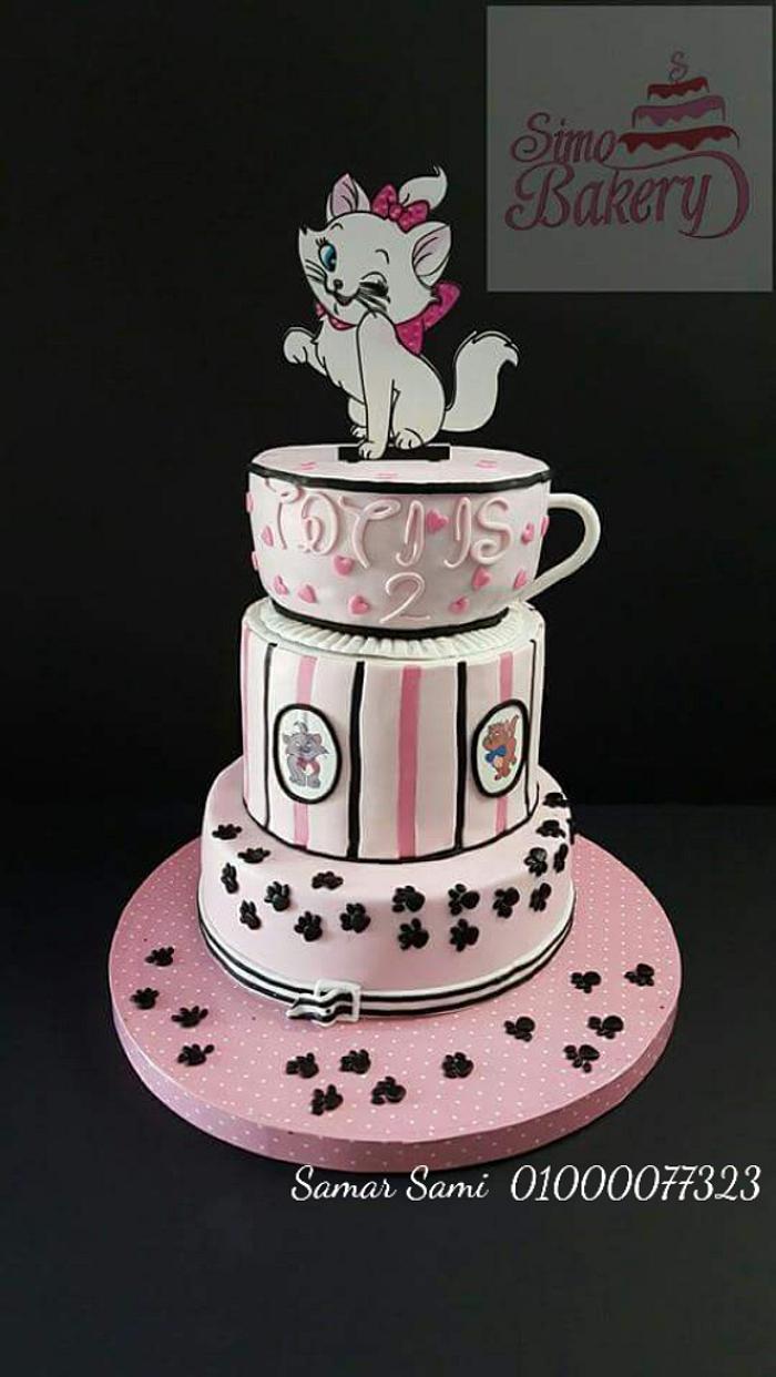 Marie the aristocat cake