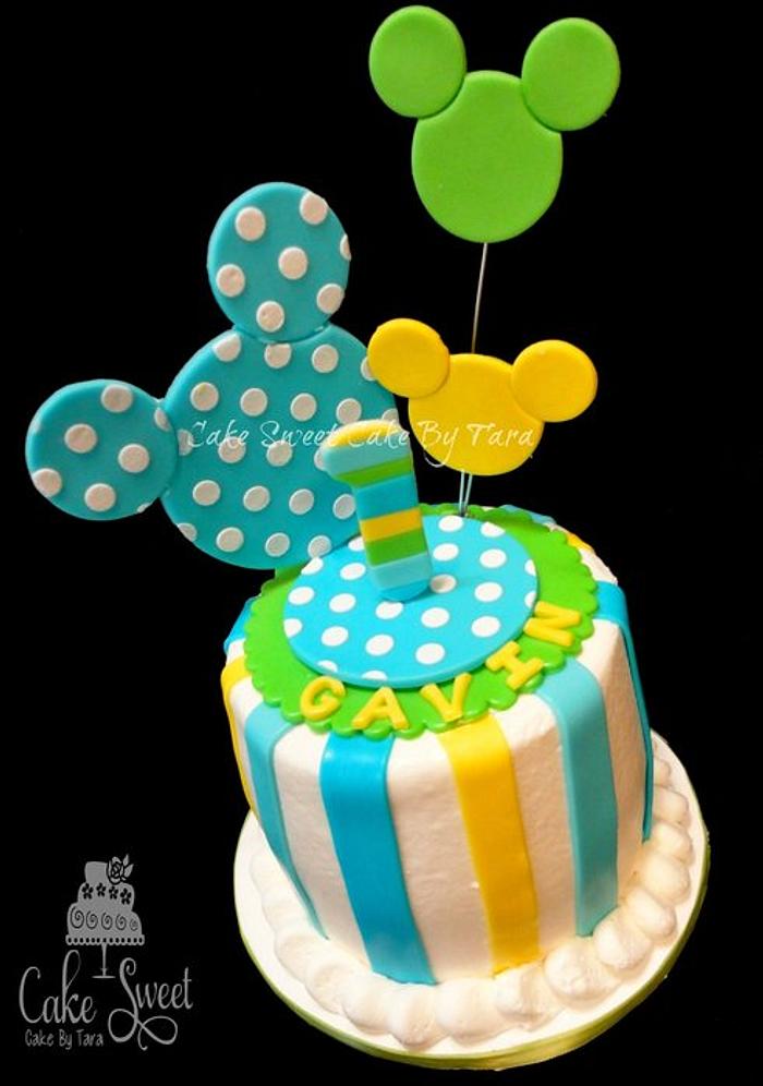 Baby Mickey mouse smash cake/cupcakes