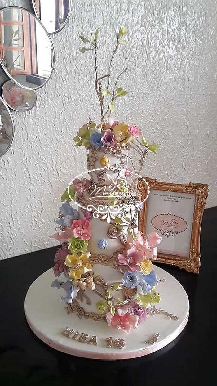  Flowery birthday cake