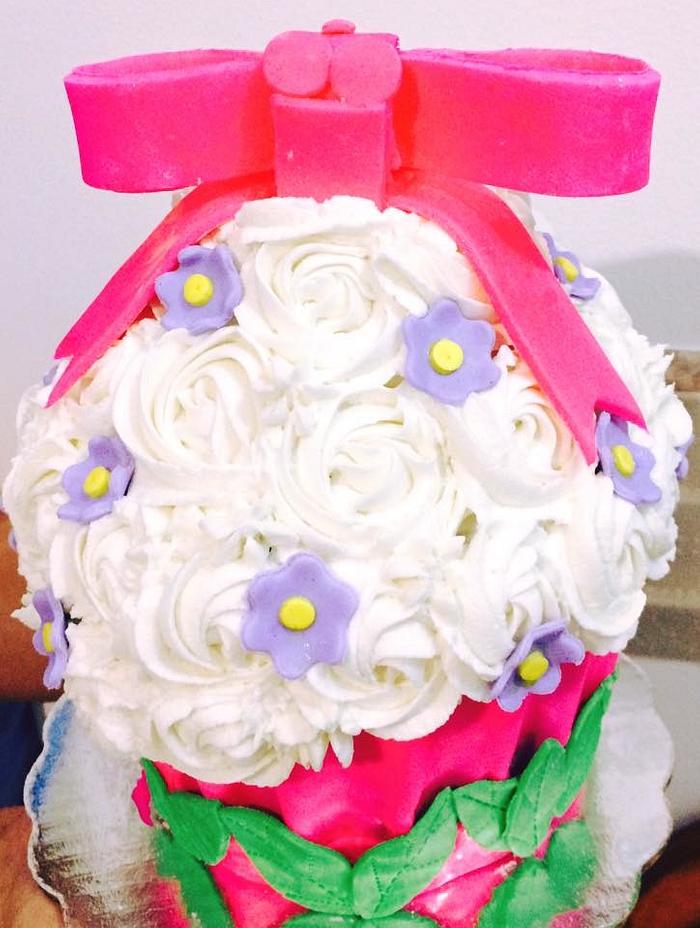 Flowers giant cupcake