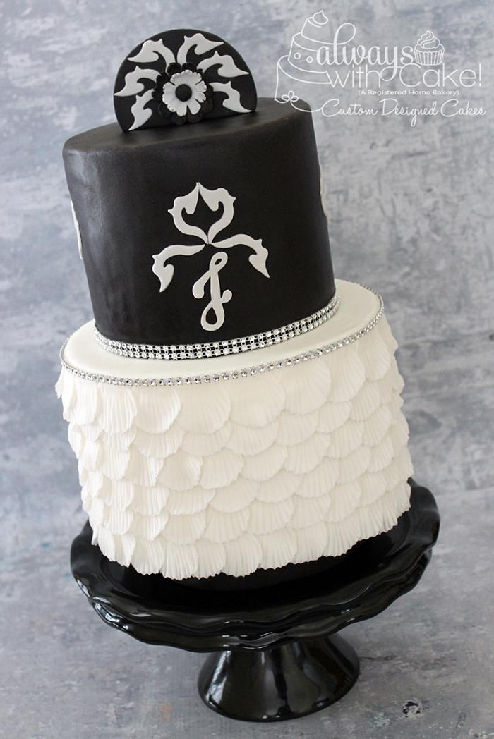 All white Wedding cake by Lemonicafe & Restaurant Boracay | Bridestory.com