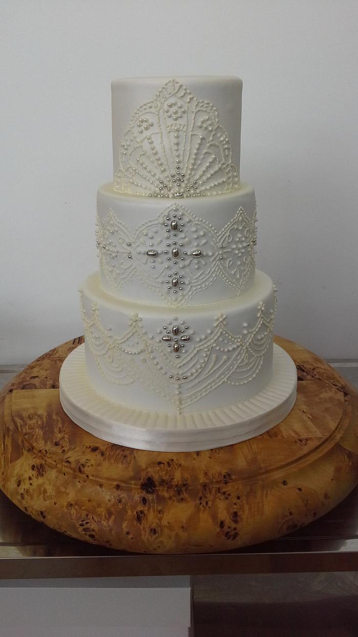 beaded wedding cake 