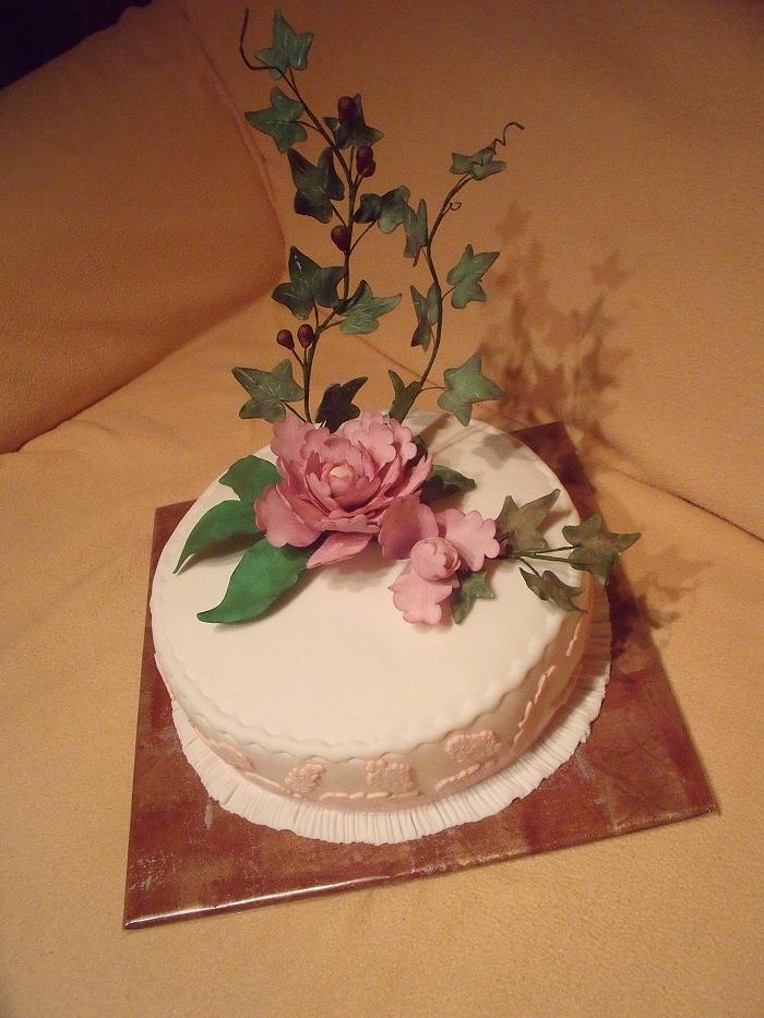  cake with flowers
