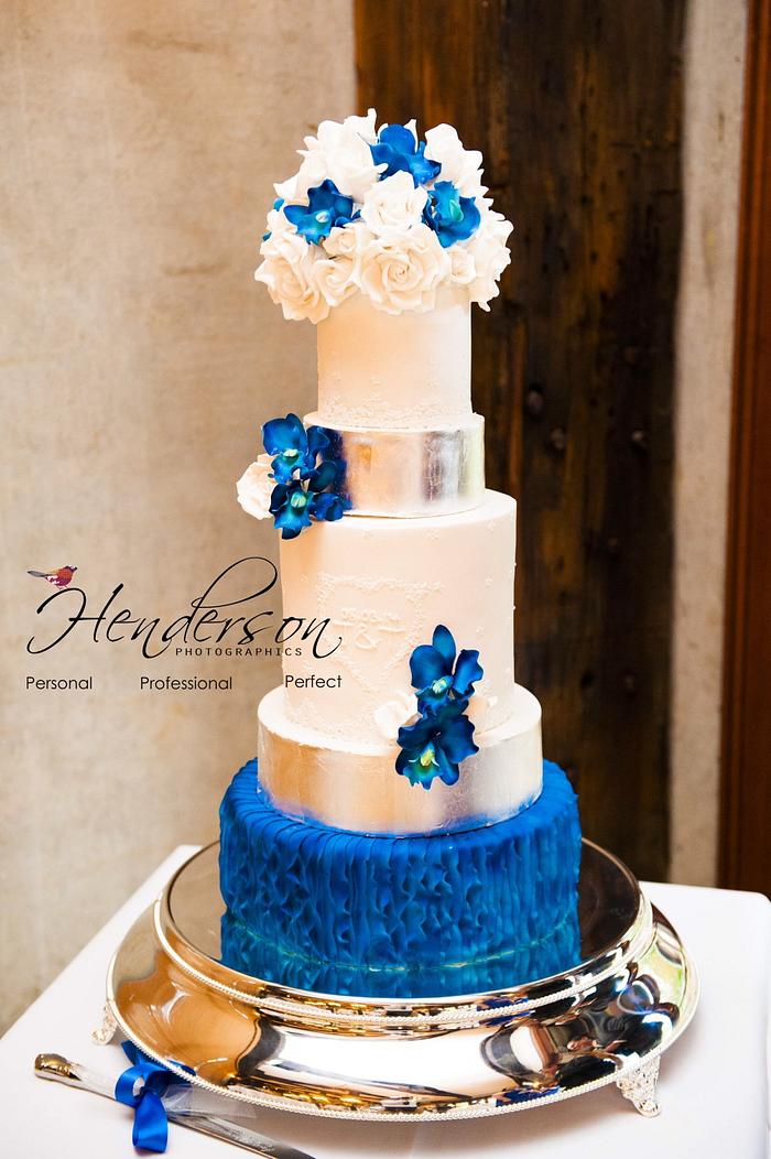 Royal blue luxe wedding cake