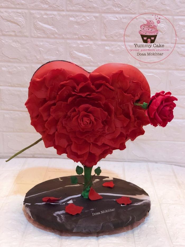 Heart rose cake
