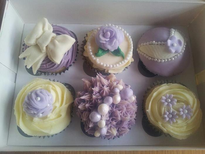 Lilac and Cream Cupcakes