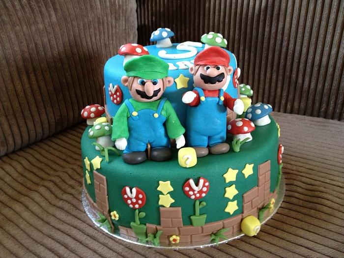 Super Mario Bros cake