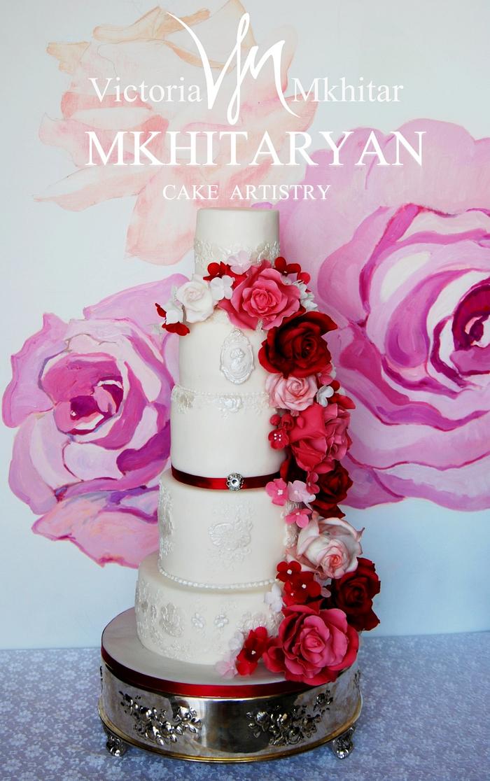Vinous flower wedding cake