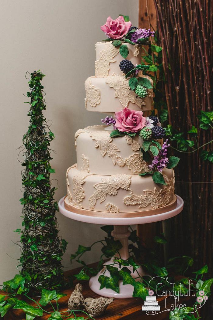 Rapunzel inspired wedding cake