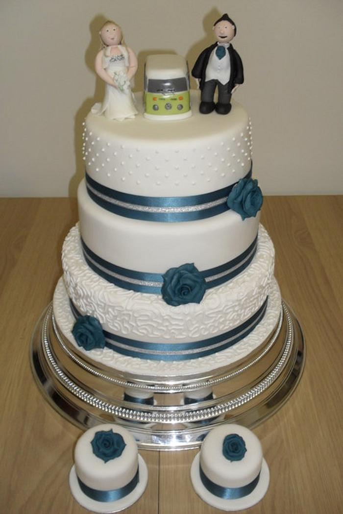 Turqoise Wedding Cake