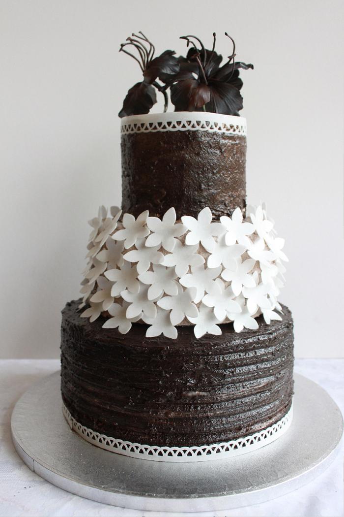  Black and White Mud cake