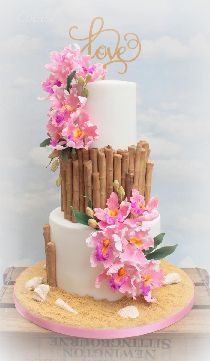 Tropical hawaiin engagement cake 
