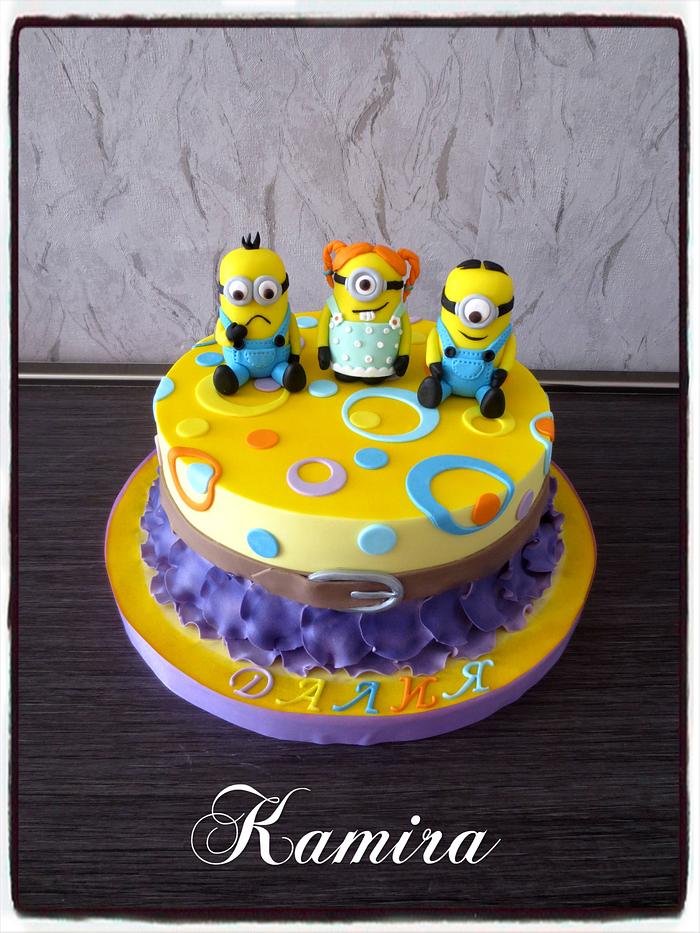 Minions cake