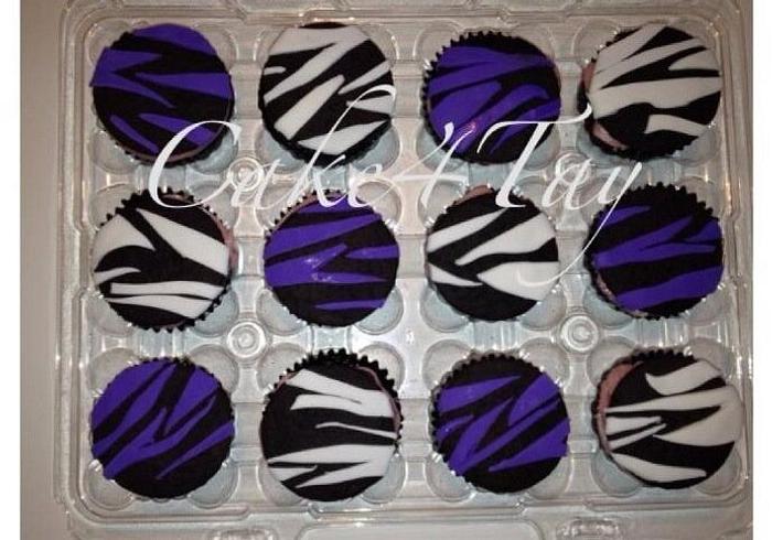 Zebra Mix Cupcakes