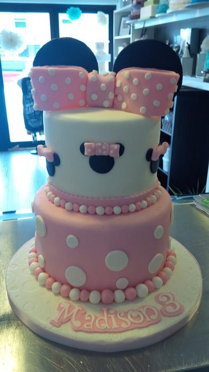 Minnie Mouse themed birthday cake.
