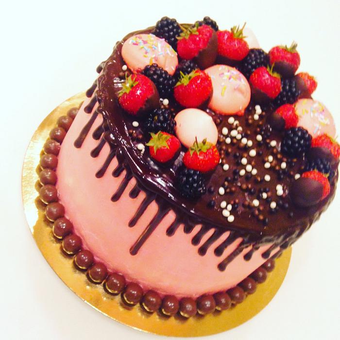 Pink drip cake