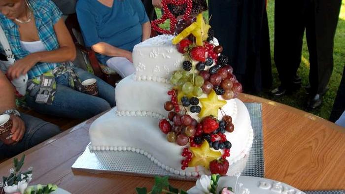 wedding cake