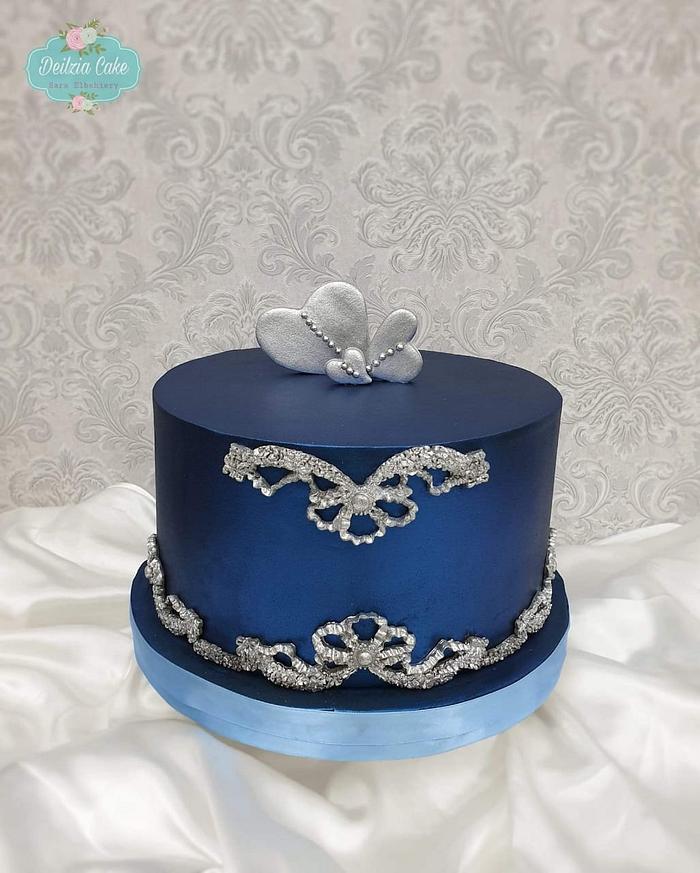 Royal Cake - Decorated Cake by Sara_Elbehiery - CakesDecor