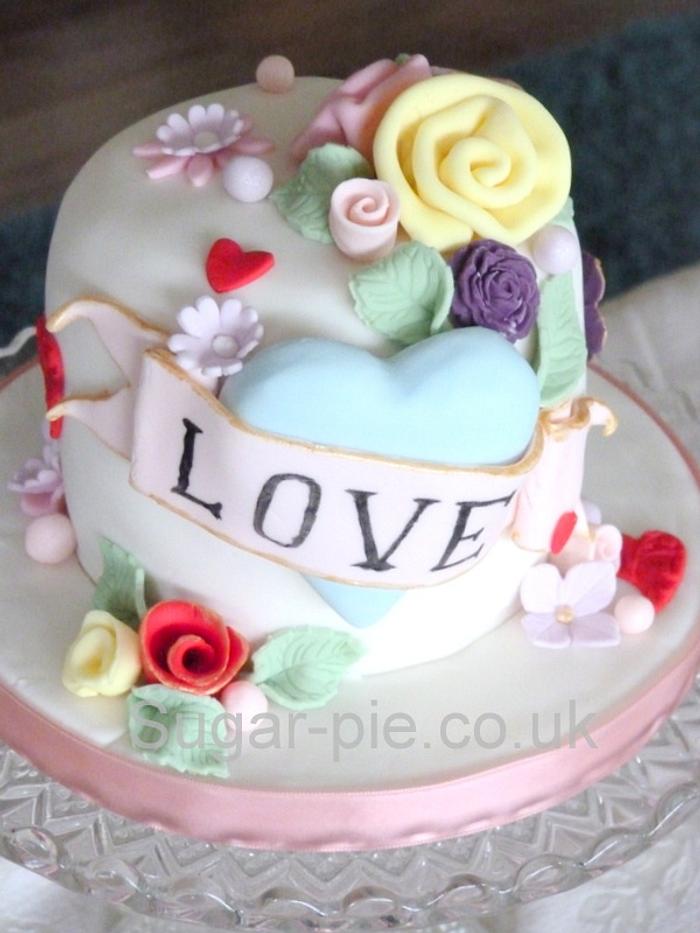 Mini 'LOVE' Cake