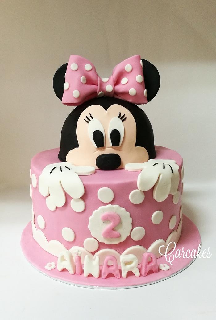Pastel Minnie - Decorated Cake by Carcakes - CakesDecor