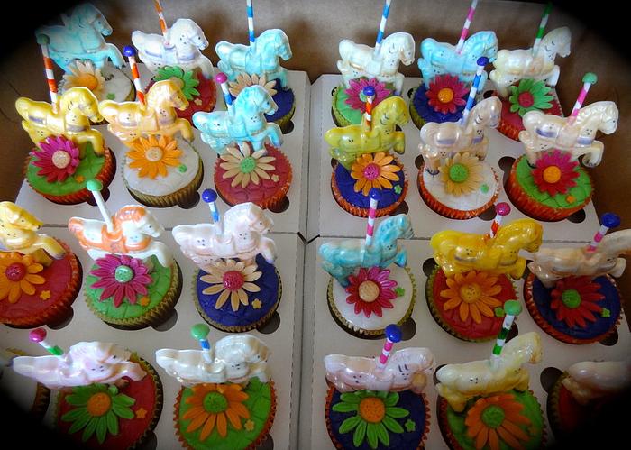 Carousel Horse Cupcakes 