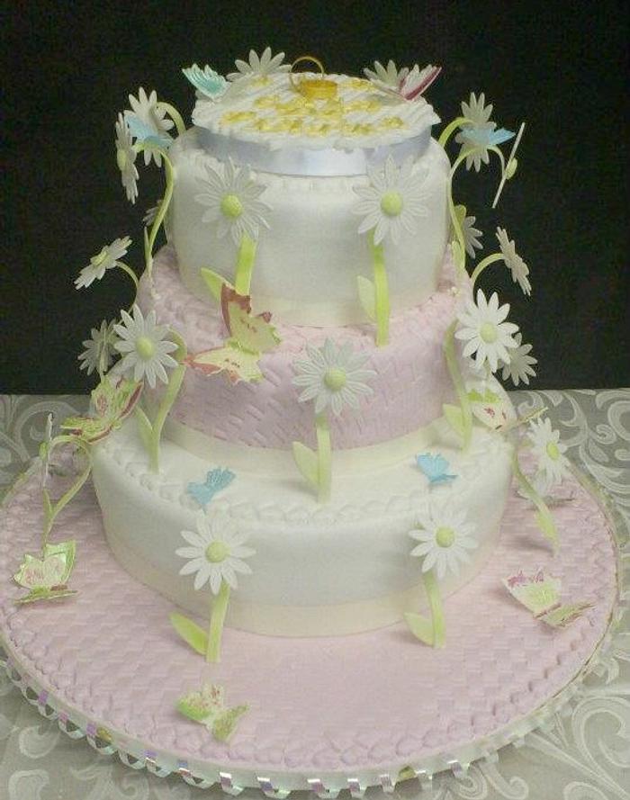 daisies and butterflies wedding cake 