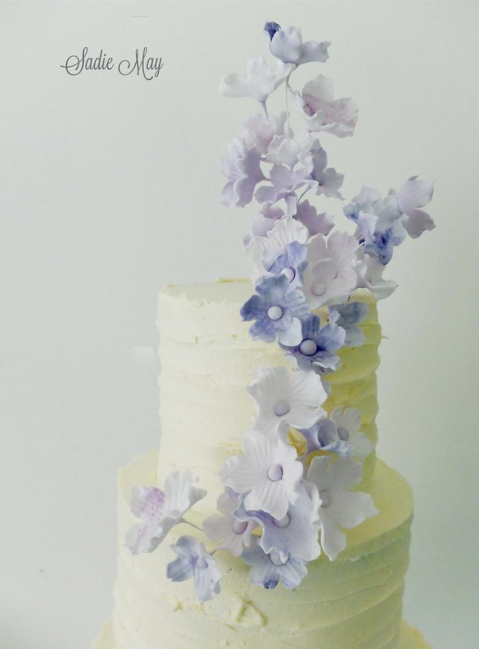 Lilac Flowers Wedding Cake 