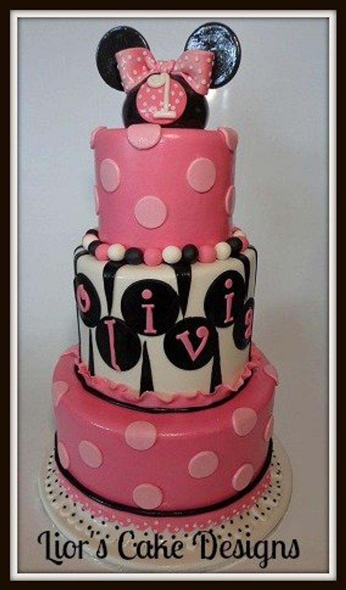 Minnie Mouse Style cake