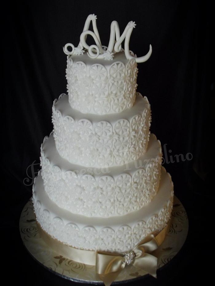 Vintage lace wedding cake