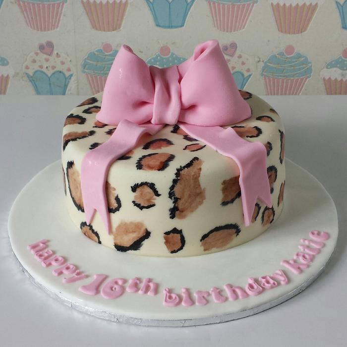 Leopard print cake ♡