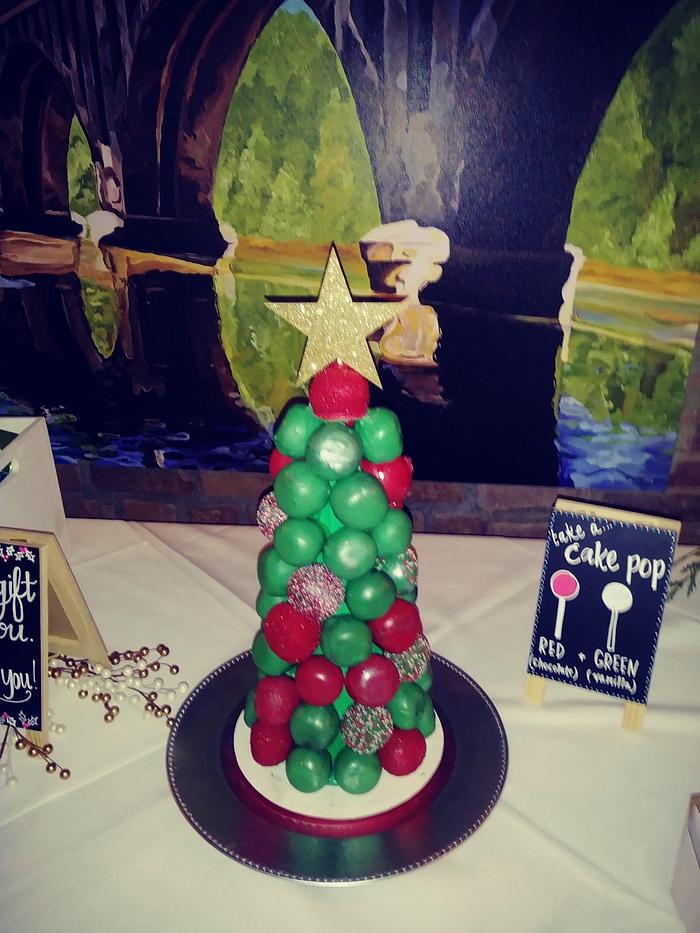 Christmas Wedding Cake Pop Tree
