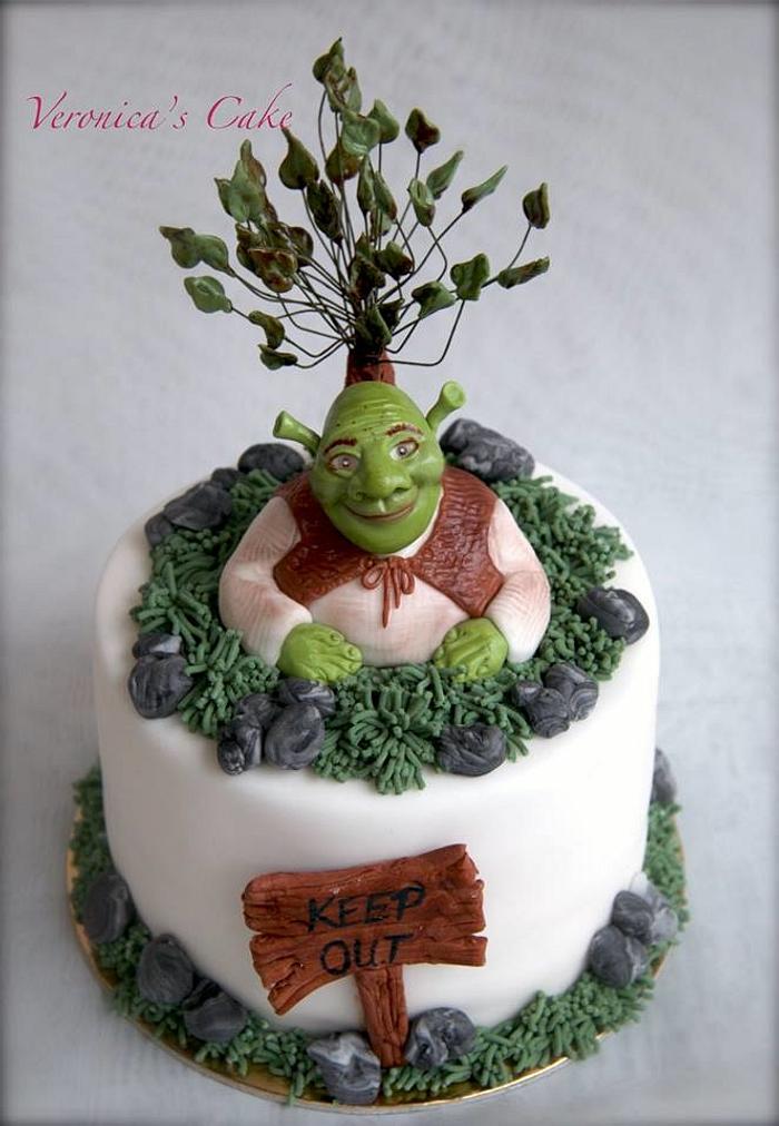 Shrek cake
