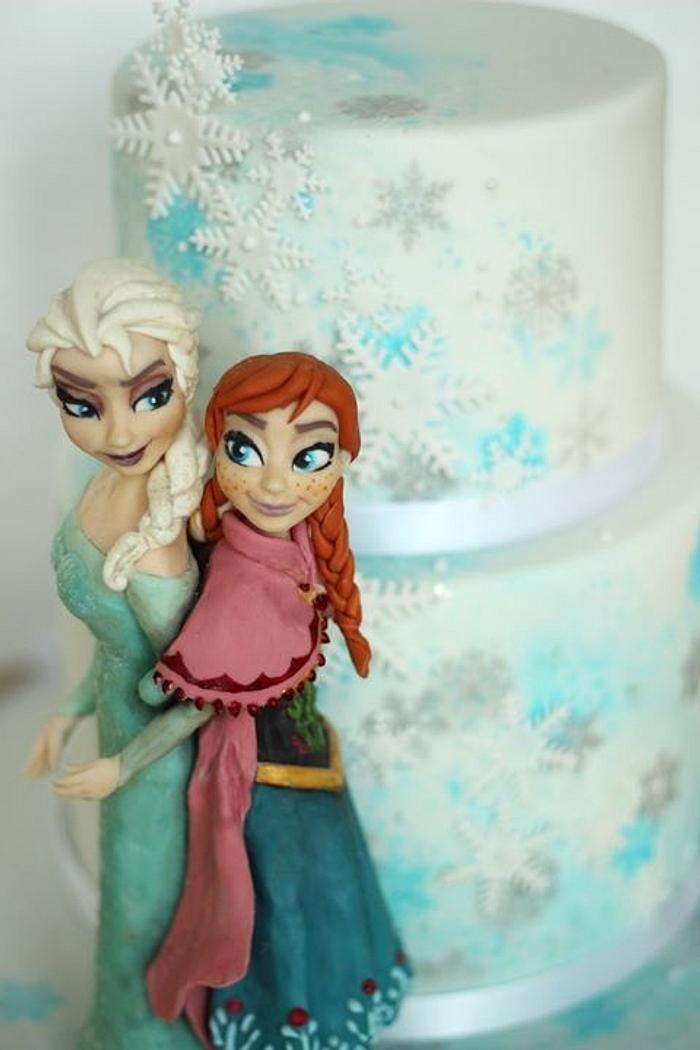 Frozen Anna & Elsa two tier cake