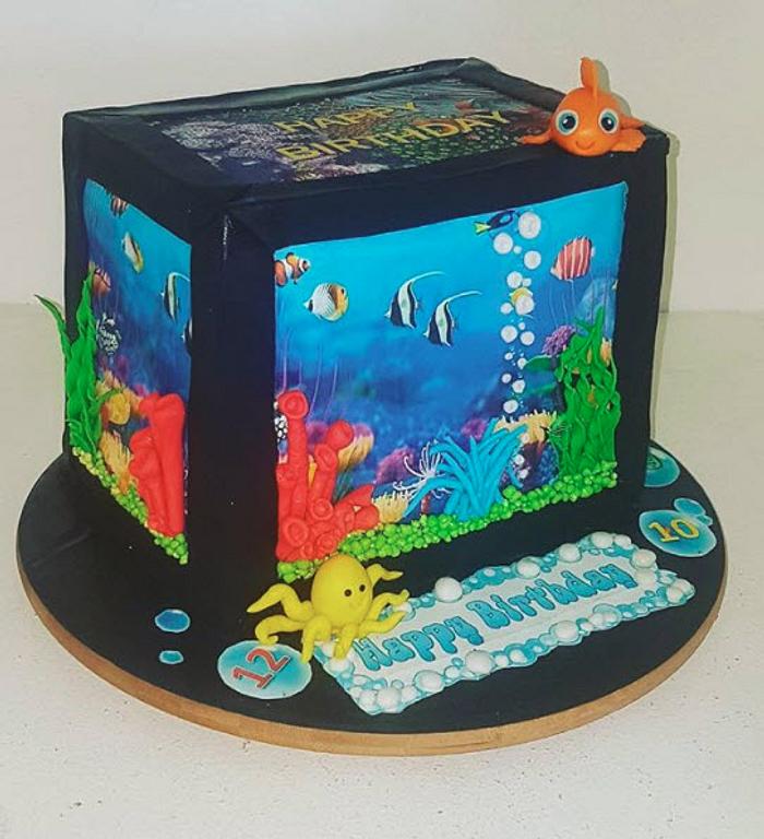 Fish Tank Cake