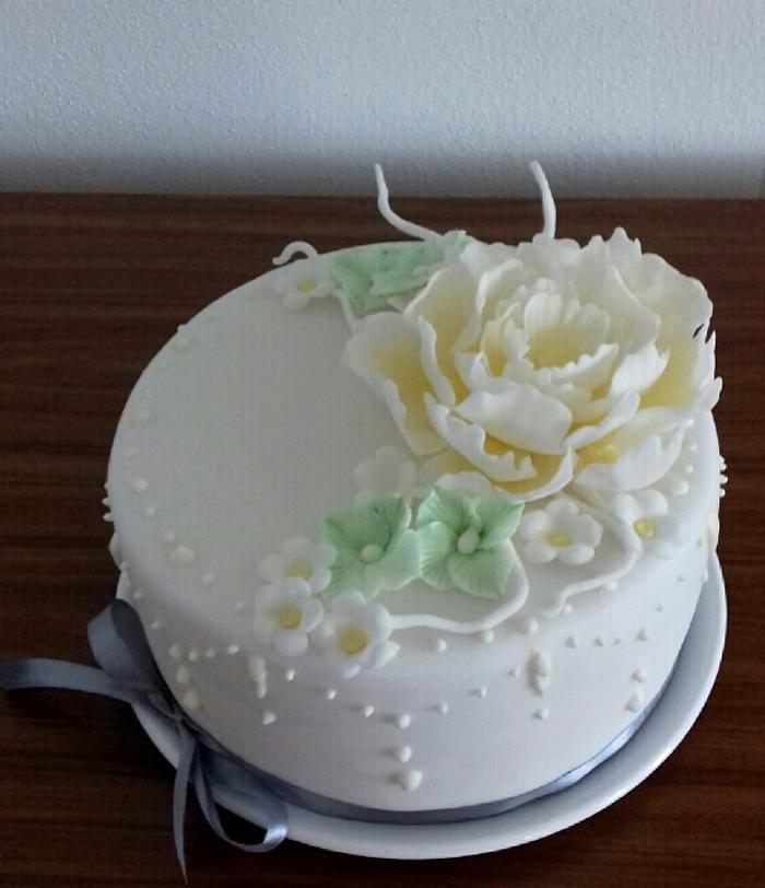 Cake in white