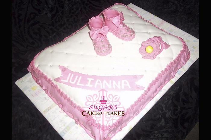 cake with shoes for baby shower