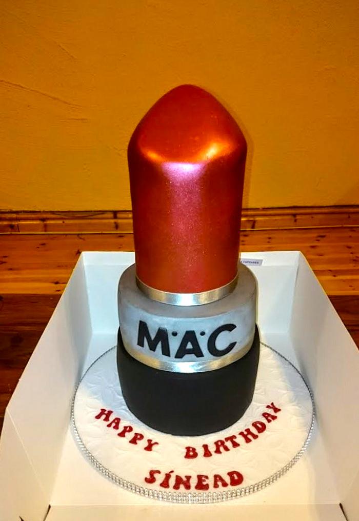 Red MAC Lipstick!
