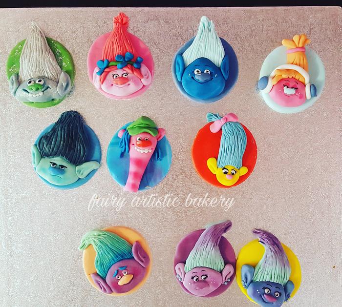Trolls cupcake toppers 