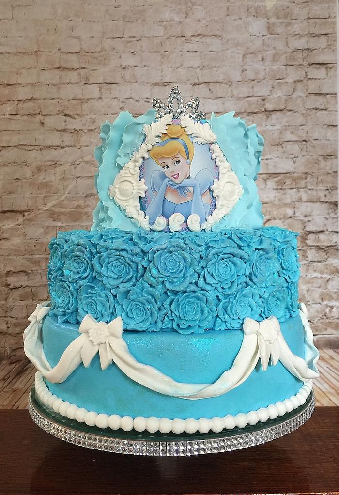 Cinderella bas relief, ruffle and swag cake 