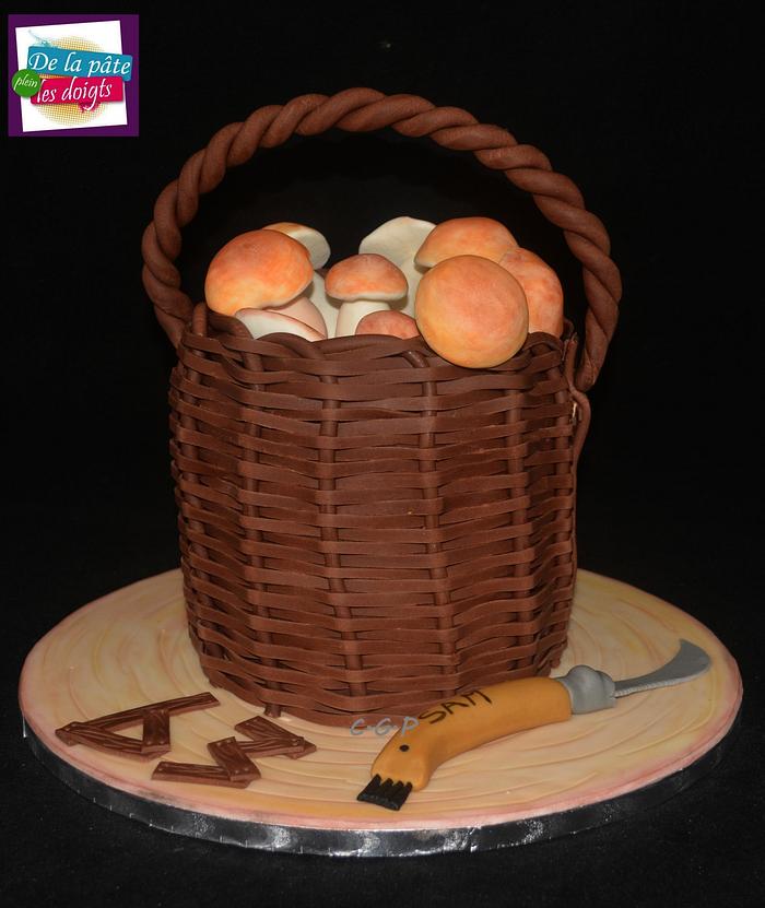 Cake "Basket of boletus"