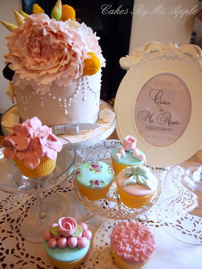 Vintage Cupcakes and Spring Cake